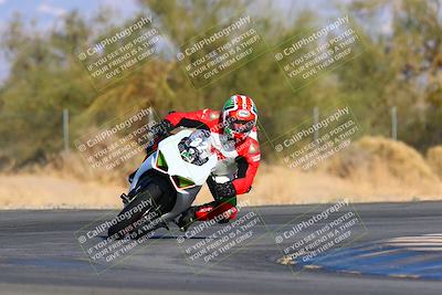 media/Jan-08-2022-SoCal Trackdays (Sat) [[1ec2777125]]/Turn 2 (150pm)/